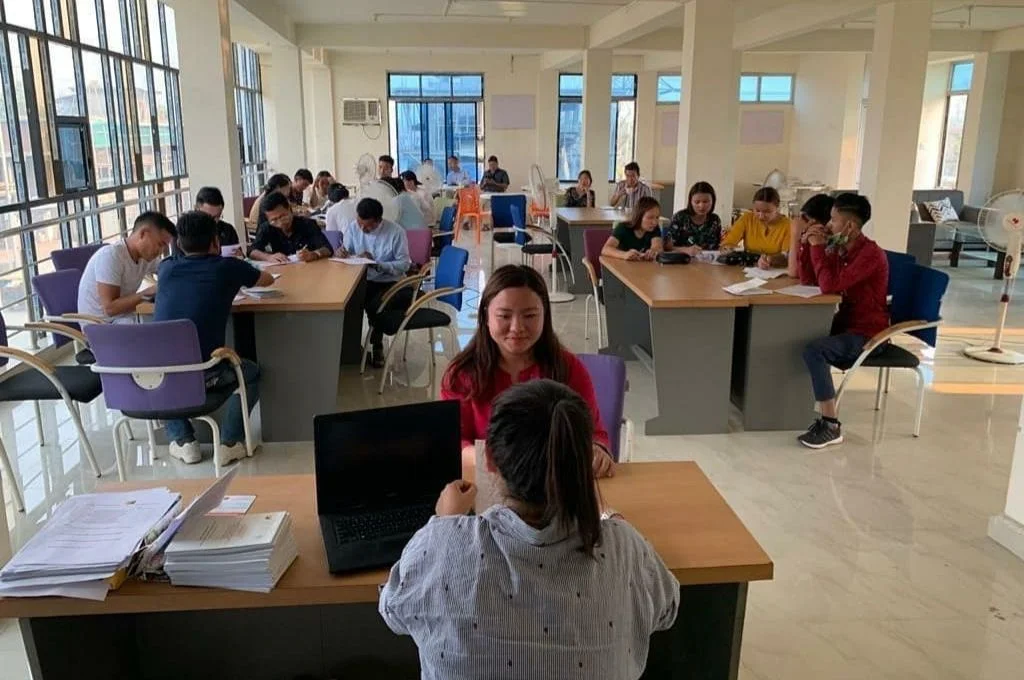 लोरेम इप्सम , कॉन्सेक्टेटूर