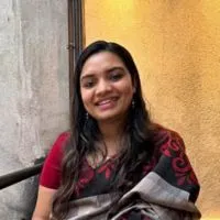 डॉ. ईशा गुप्ता Picture